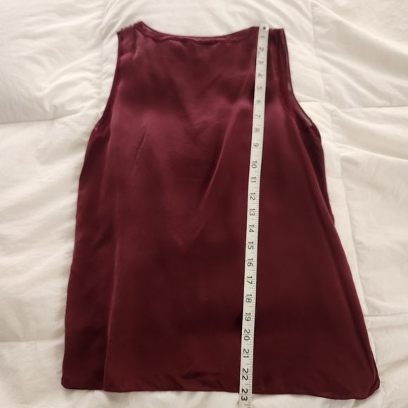 Theory Silk V Neck Tank Top Size P - Picture 8 of 8